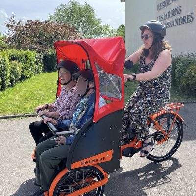 Sortie en vélo cargo pour les résidents des Jardins de Nassandres